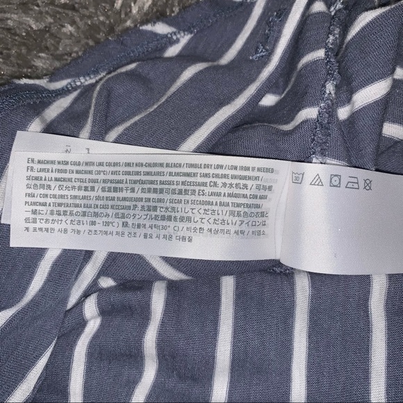 ⭐️Last sale!!! Best Offer!!! Abercrombie & Fitch 2 pack pink and blue t-shirts - Picture 11 of 13